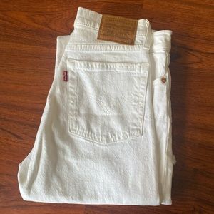 Levi’s Wedgie Straight